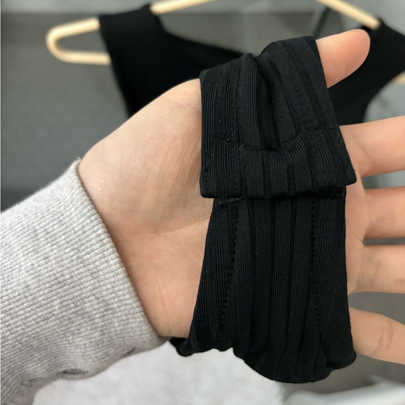 H&M women’s bodysuit (PAIR of 2) black and white - Picture 4 of 14